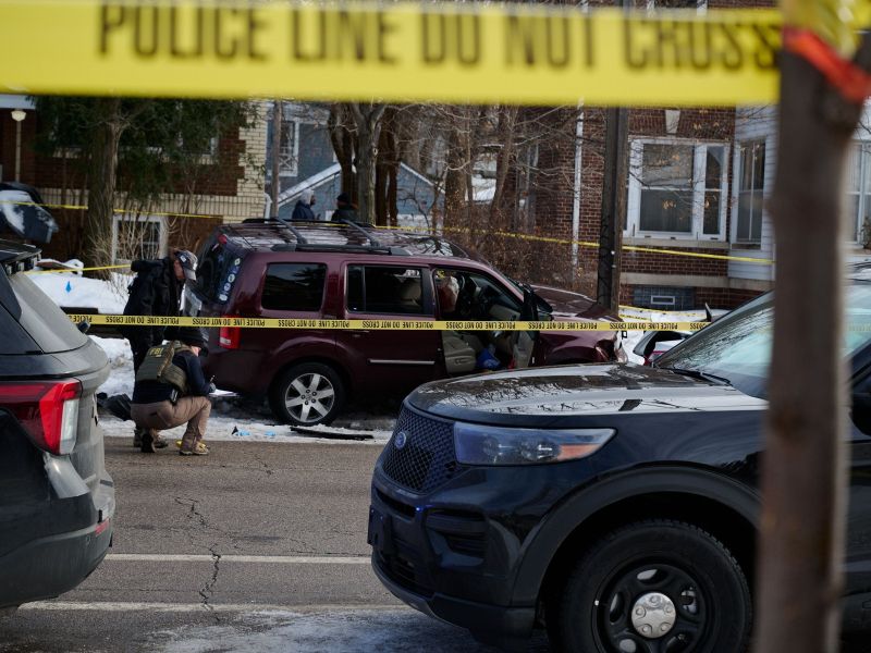 Minneapolis na nogah, zvezni agenti na ulici ustrelili voznico