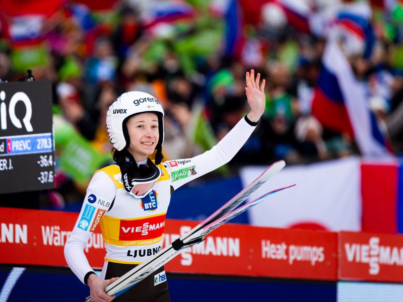 Za Niko Prevc ni meja – nova navdušujoča napoved, odlično tudi Nika Vodan