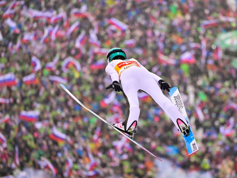 Nov rekord za Niko Prevc? Slovenska junakinja po novo slavje