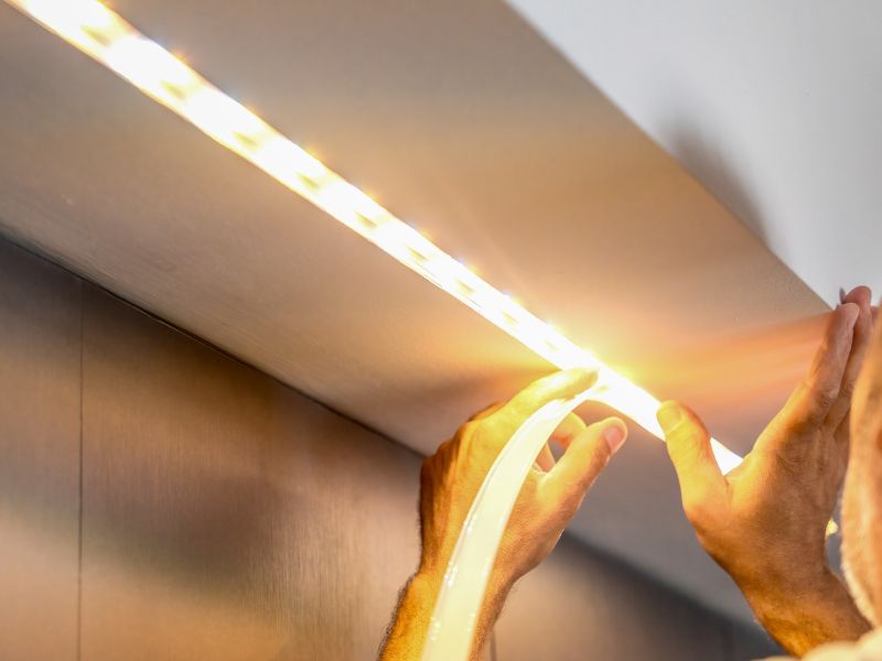 S temi lučmi bo vaš dom videti dražji