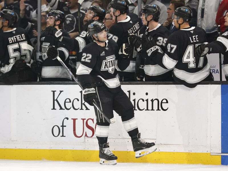 Los Angeles je brez Slovencev izgubljen: Kopitarjevim soigralcem nov udarec