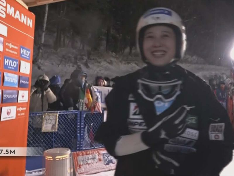 Prevc Japonki, ki se je smejala Nikini napaki, takole vrnila ob njeni zmagi