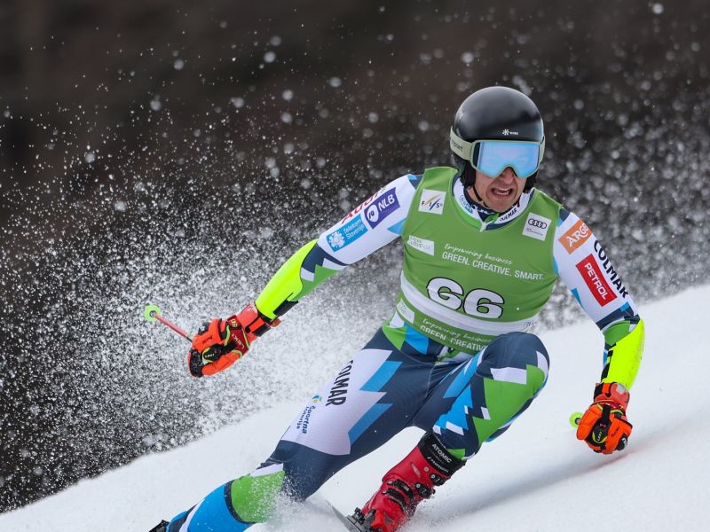 Nova smučarska poškodba v slovenski ekipi. Hudič je vzel na piko Slovenijo