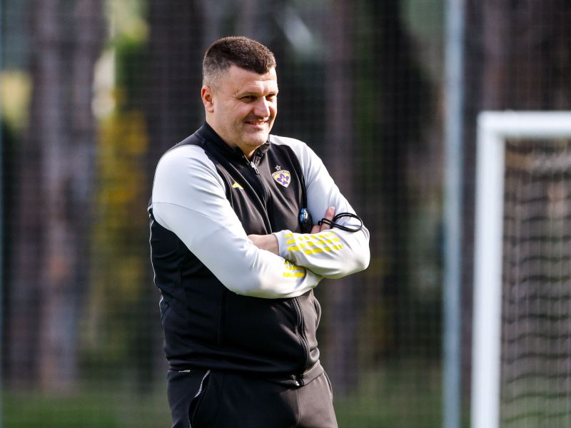 Feđa Dudić: Halid Bešlić ali Dino Merlin? Grbavica ali Koševo? (video)