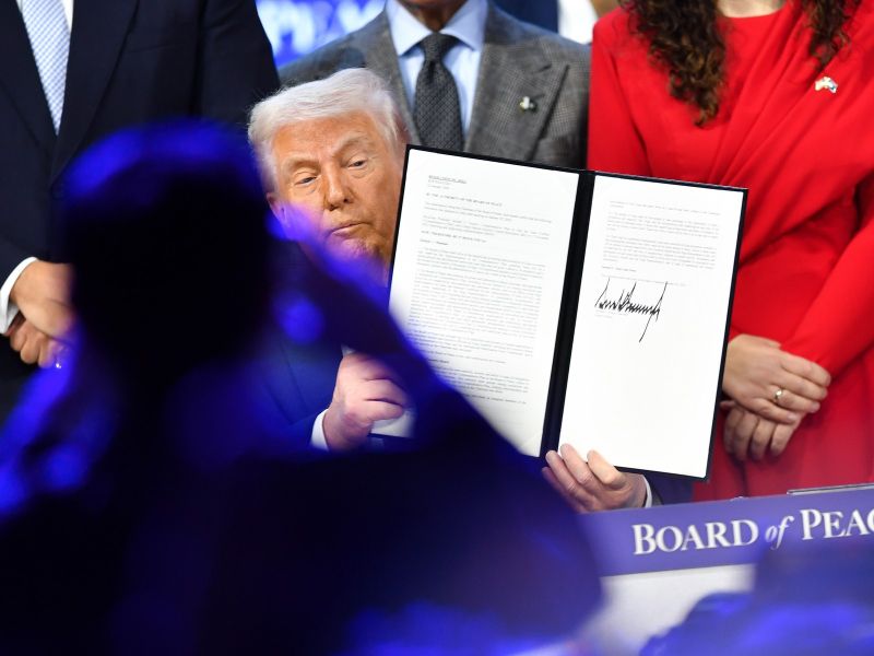 Pricurljal interni dokument: Bruselj skrbi koncentracija moči v eni osebi