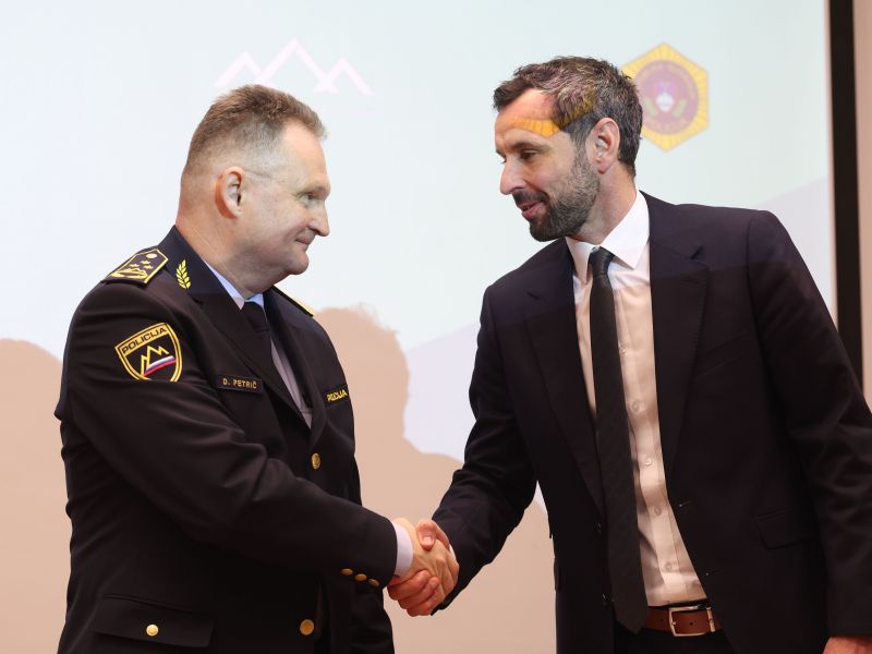 Furs: Rekorder ima trenutno v izvršbi 577 prekrškov