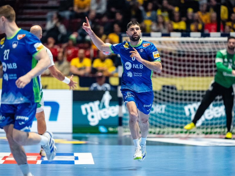 Nor spis iz Srbije slovenskemu kapetanu: Ne lažite otrokom, da bodo kot on