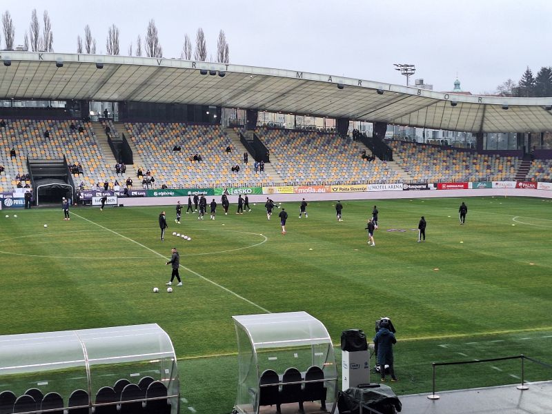 Takšna je 111. celjska postava Alberta Riere, Feđa Dudić odgovoril takole