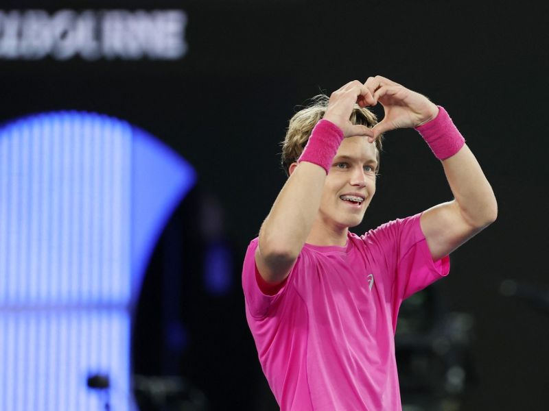 Žiga Šeško zmagovalec OP Avstralije! Zgodovinski dan za slovenski tenis