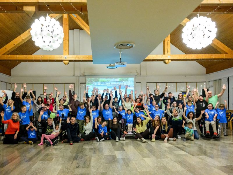 Prostor, kjer se rušijo ovire in gradijo prijateljstva