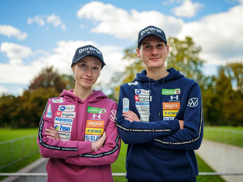 Nika in Domen Prevc za zlato trikrat manj kot Američani že samo za nastop