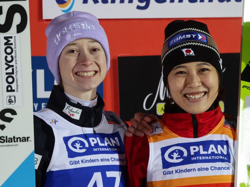 Japonci na Niko Prevc - kar počnejo, ko gre mimo njih, je res neverjetno