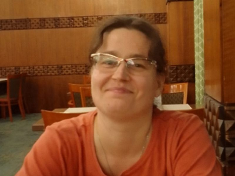 Pogrešana 38-letna Irena peš odšla v neznano, potrebuje zdravniško pomoč