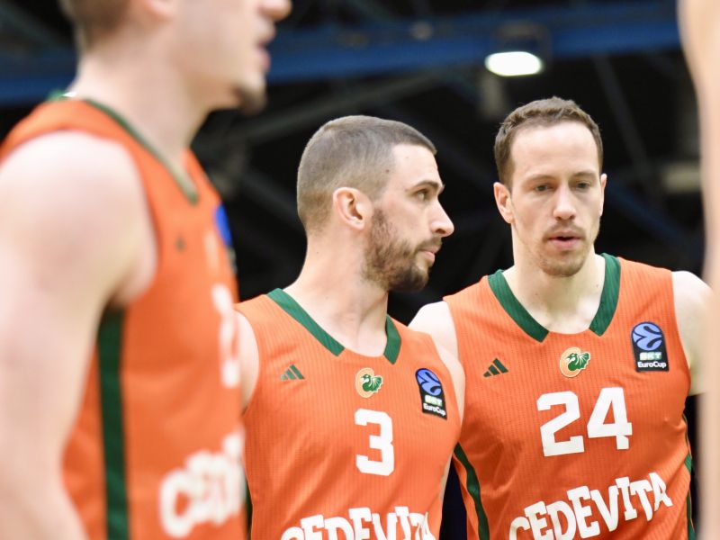 Zmaji pustošili na Poljskem in v Litvo poslali prošnjo za pomoč