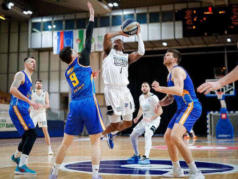 Ilirija do slavja po drami v Tivoliju