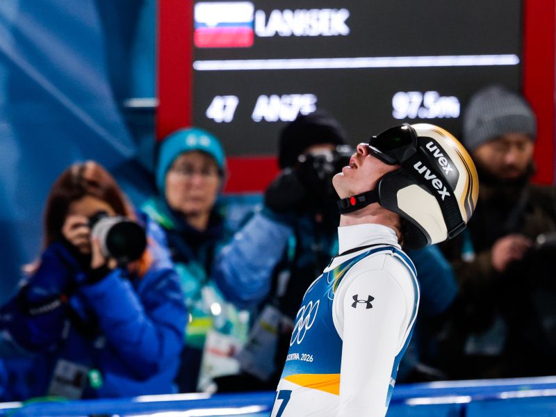 Domen dobitnikom medalj takole - to lahko le on, izjemna veličina v porazu