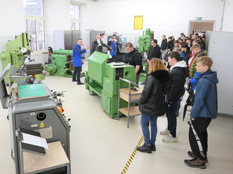 Naval na srednje šole: Katere so letos najbolj zaželene?