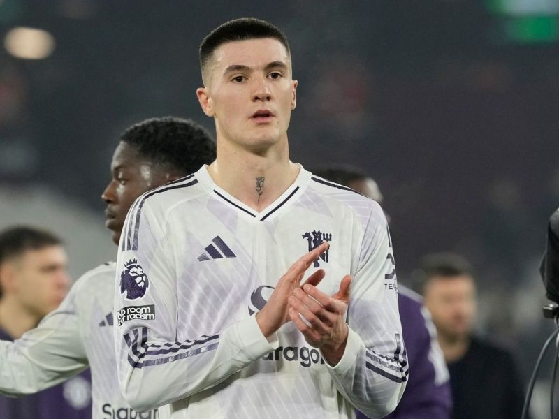 Nekdanji vratar Šeško razkril, kaj ga ohranja mirnega, dan začenja takole