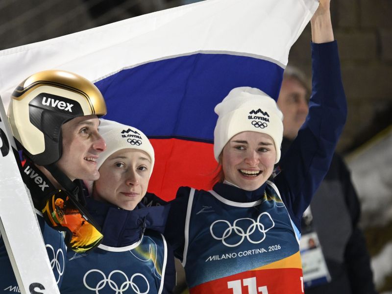 Nika navdušila s fotografijami s počitnic, poglejte, v kakšni družbi je