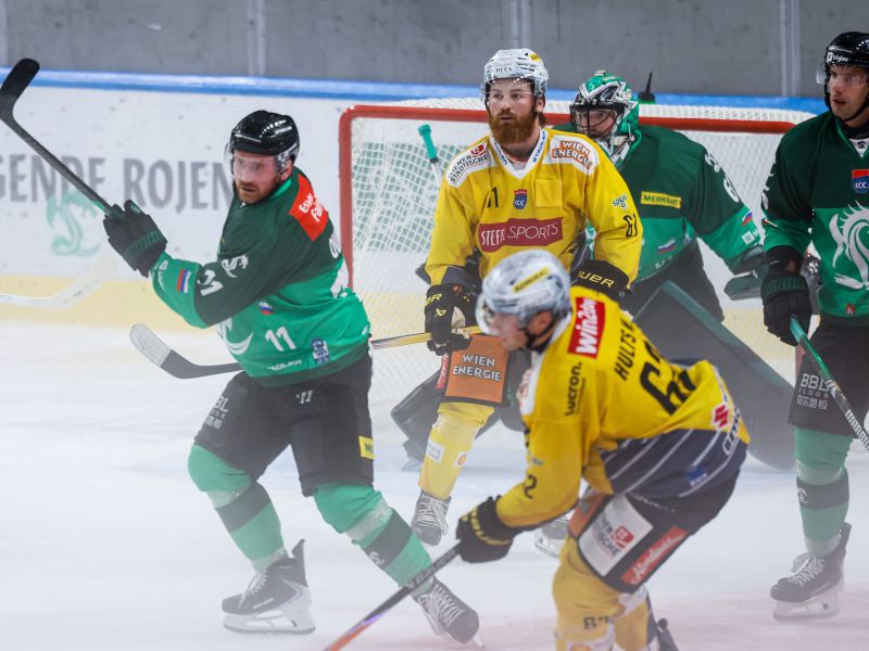 Še en strelski šov Olimpije, v Tivoliju padlo kar ducat golov