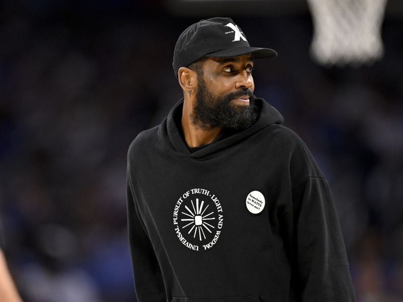 Dallas vrgel puško v koruzo, odpisal še Irvinga