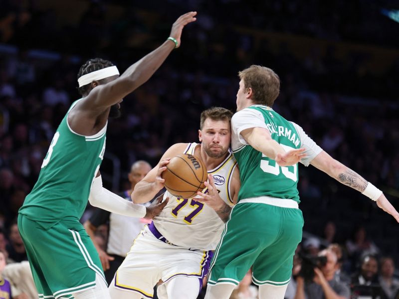 Boleča zaušnica za Dončića in druščino, Lakersi tako odpovedali doma