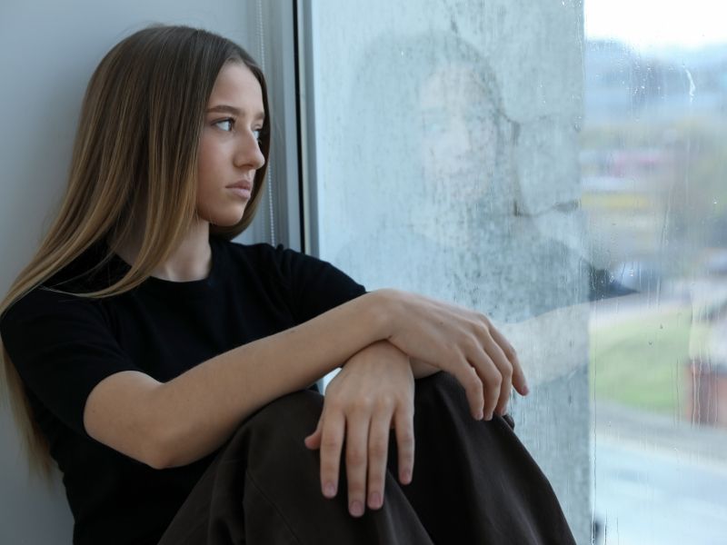 Kaj se dogaja z duševnim zdravjem deklic v Sloveniji?