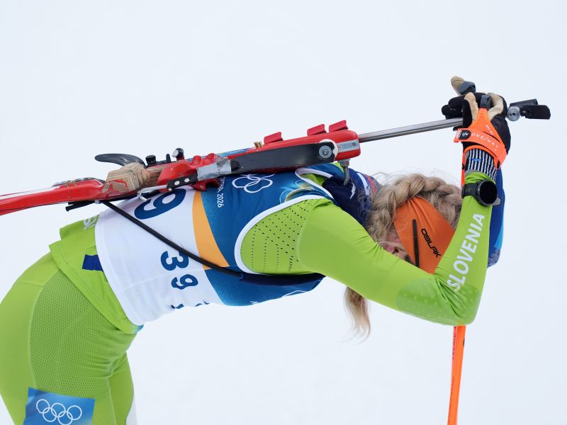 Vojaški trening Anamarije Lampič. Razvoj orodja za učinkovito pobijanje