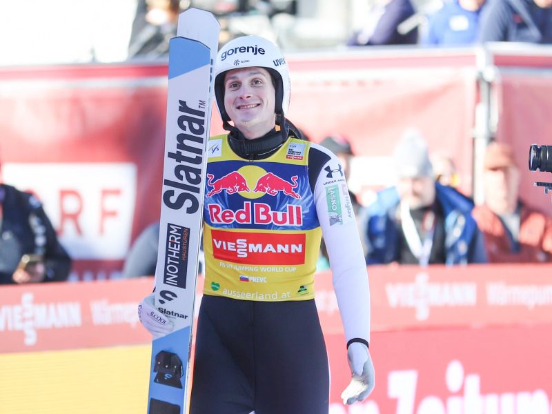 Domen podrsal, rekorda ni? Fotka razkriva - noro, kaj se dogaja s kritiki