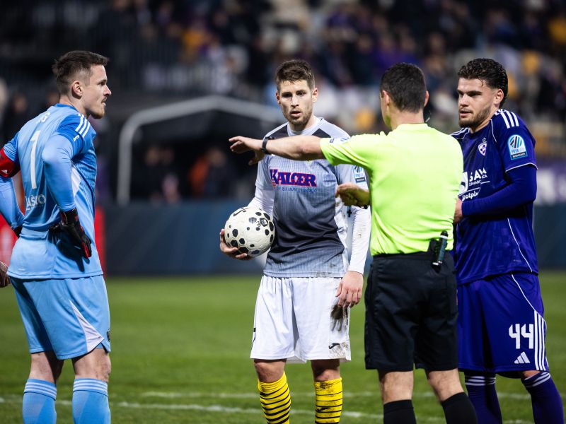 Mariborčane okradli sodniki: Vijoličasti prepričani, da so bili oškodovani