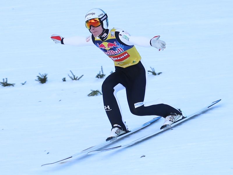 Domen goljufal ob rekordu na Kulmu? Poljaki zagnali škandal, kontrolor pa …