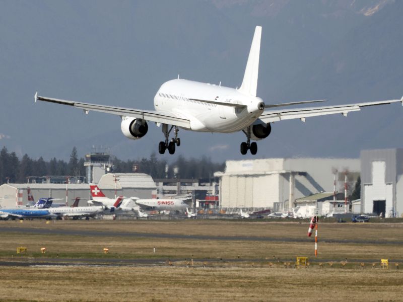 Je kerozina za slovenska letališča dovolj?