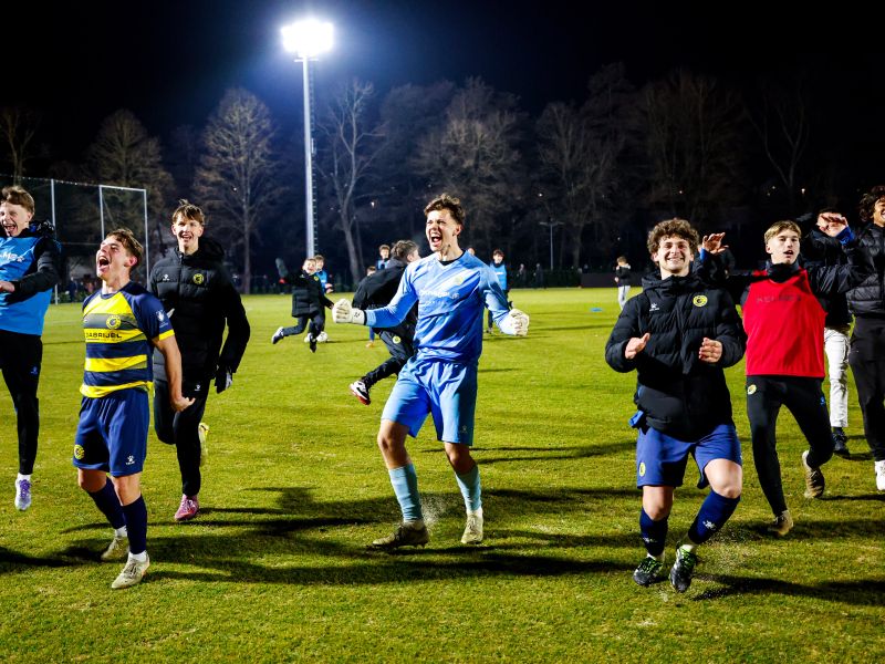 Junak Brinja Dragonse takole zbodel: Kar so počeli navijači Olimpije …