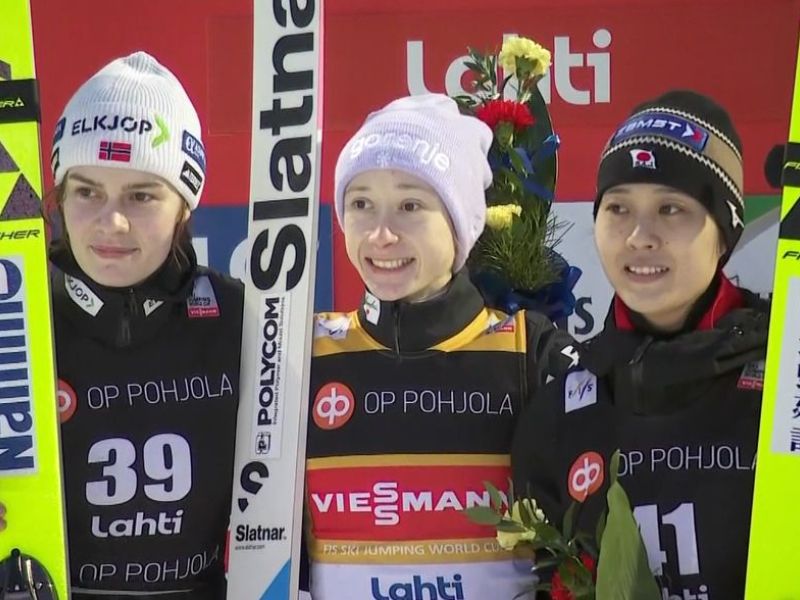 Nika Prevc ostala brez himne, glejte, zakaj takšna poteza Fincev