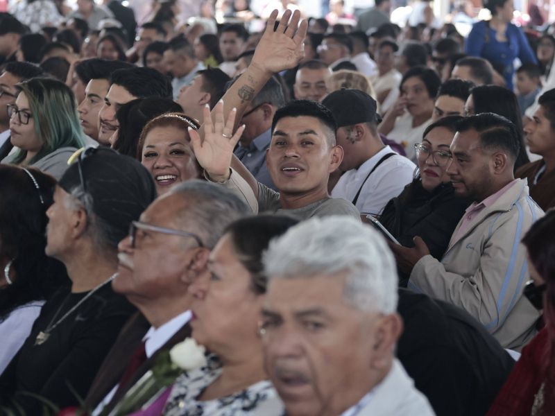 Mladi moški vse bolj tradicionalni