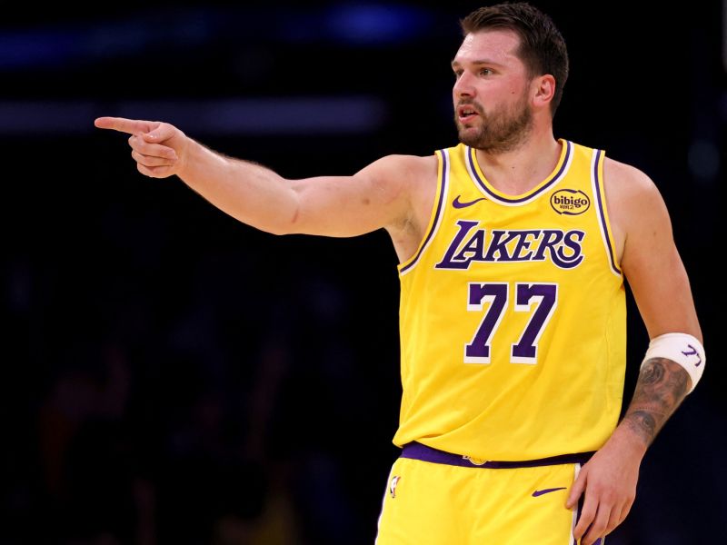 Redick Dončiću preprečil zgodovinsko tekmo, nora predstava Slovenca