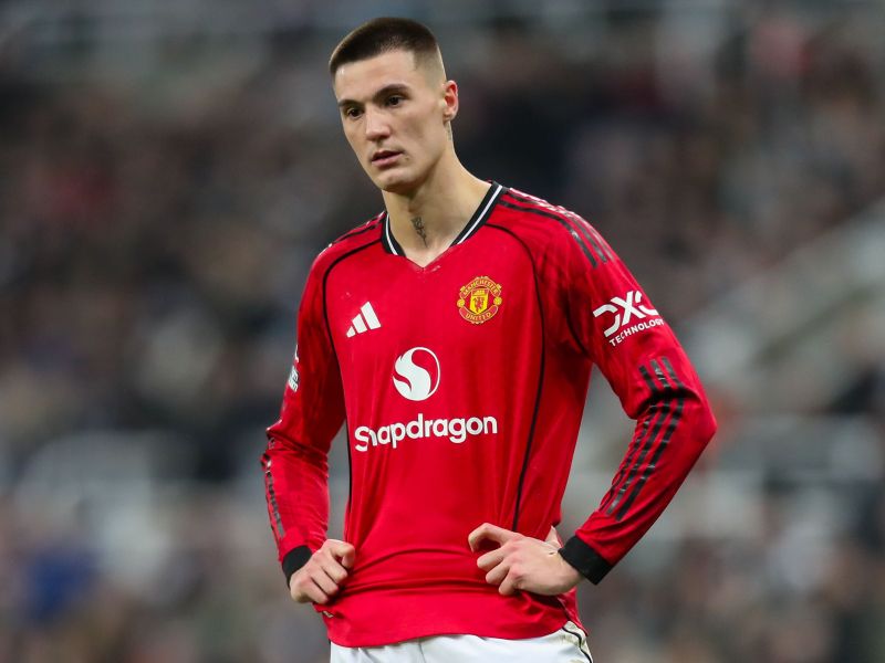 Kar je Šešku naredila angleška liga, pove vse. Bo dobil tudi ta boj?