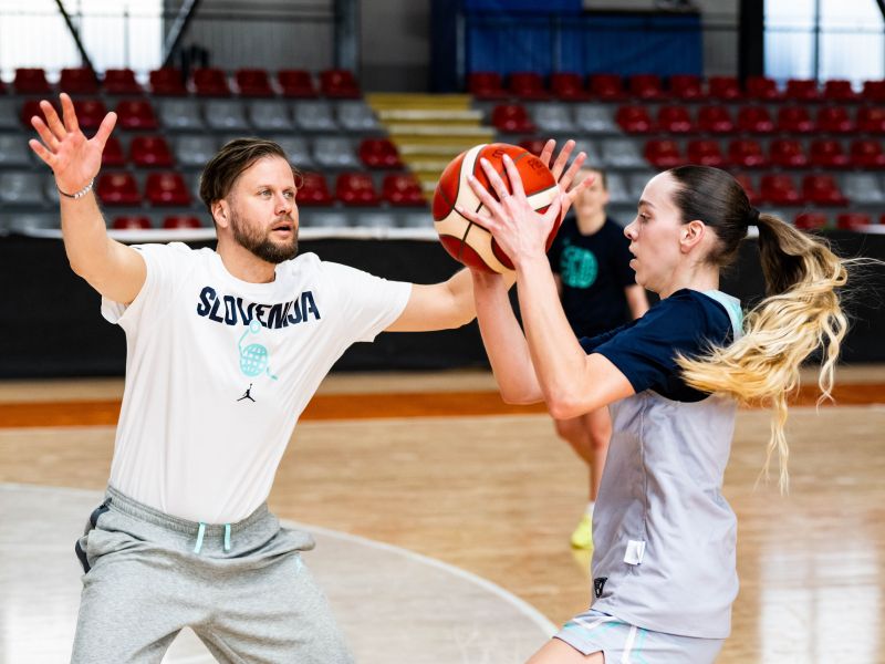 Po tri zmage tudi brez Shepardove, rakete optimistične kljub težavam