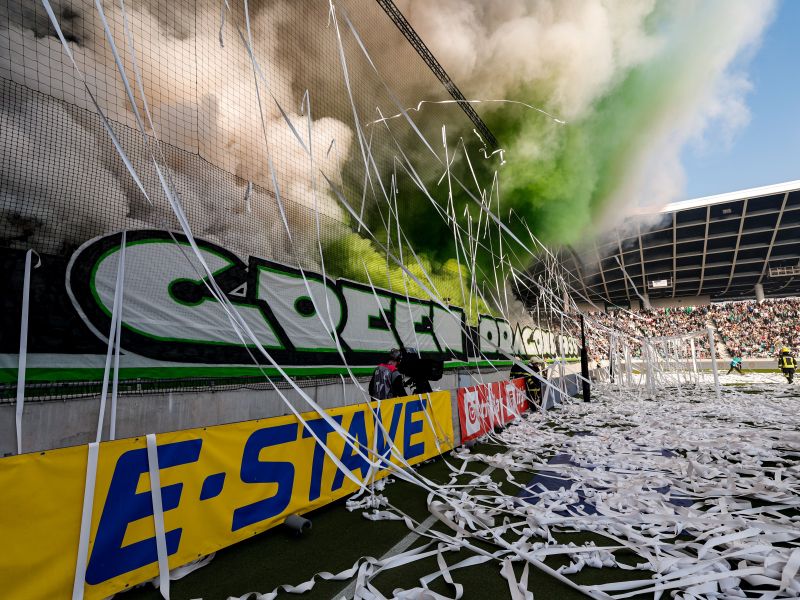 Po pohvali policije na večnem derbiju za skoraj 30.000 evrov kazni