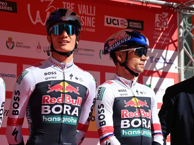 Roglič spravil moštvenega kolega na rob solza, odziv pa pove vse (foto)