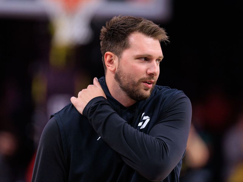 Dončić na tekmo v nogometnem dresu – nikoli ne uganete, katerem in čigavem