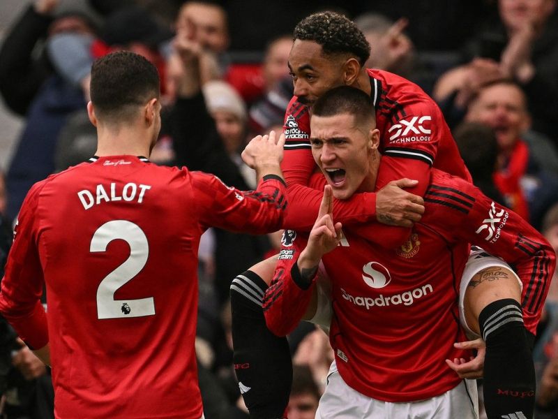 Šeškoooooo … Vstopil in razblinil vse dvome za delirij na Old Traffordu