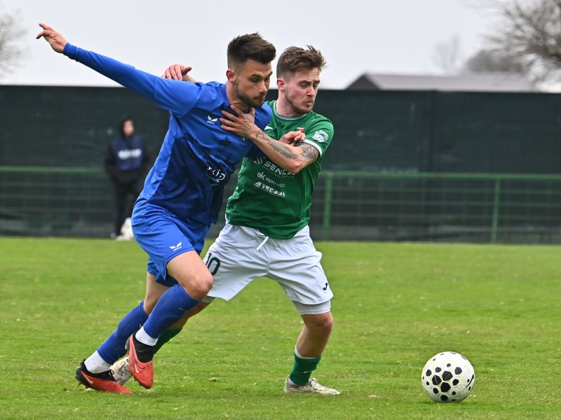 Nafta noče prepustiti vrha lestvice