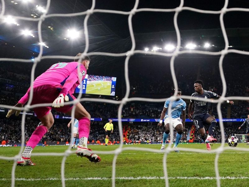 Ob branilcu naslova PSG-ju v četrtfinale še Real in Arsenal