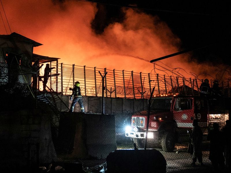 V pakistanskem napadu na bolnico v Kabulu naj bi umrlo 400 ljudi