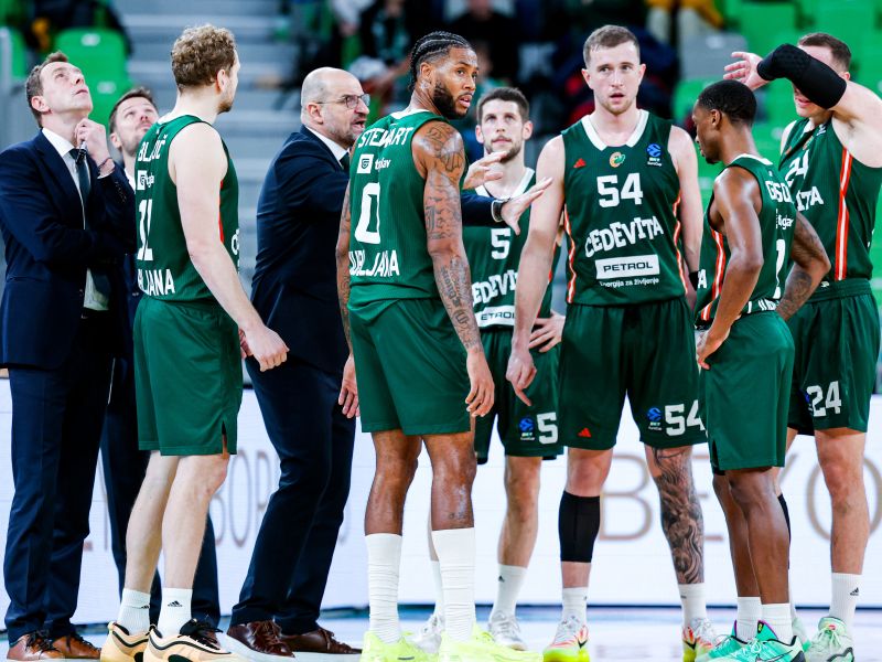 Zmaji na prelomnici, zaslužijo več, to ni ne t'č ne m'š – Stožice pa ...