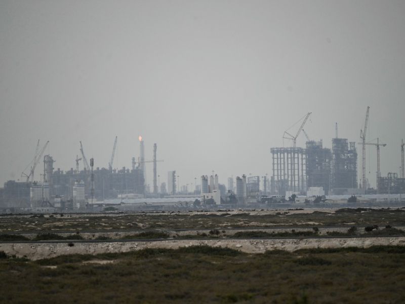 Nov šok za svetovne trge: Rakete začele leteti na energetske objekte