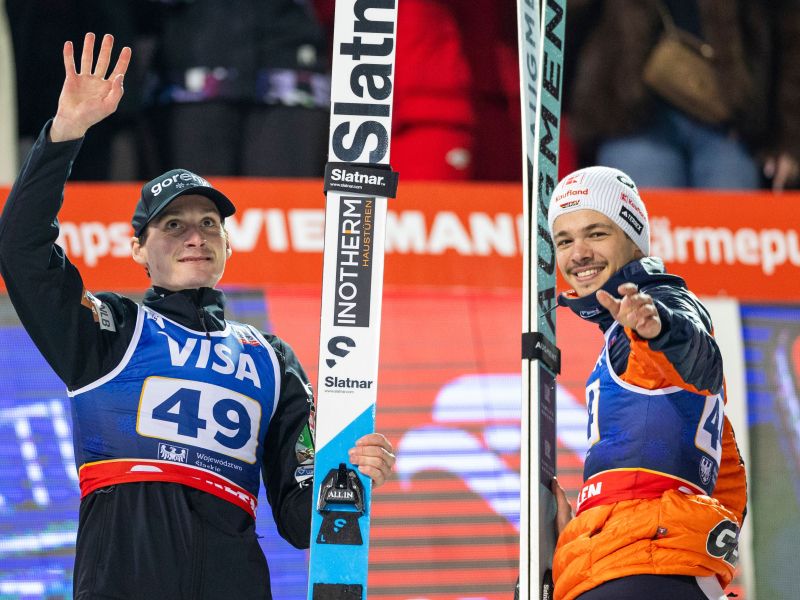 Bojkot olimpijskega prvaka dviga prah, glavni trener povedal svoje