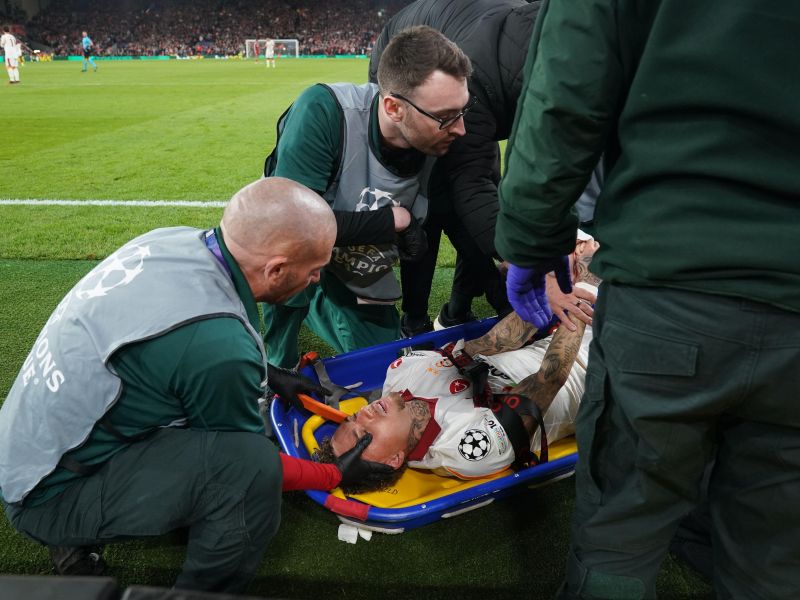 Delna amputacija prsta, na tekmi v Liverpoolu prizor, ki šokira