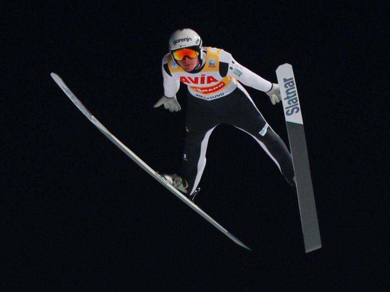 Domen, zbudi se! Če bo res tako, potem Pero nima možnosti, v Planici pa ...